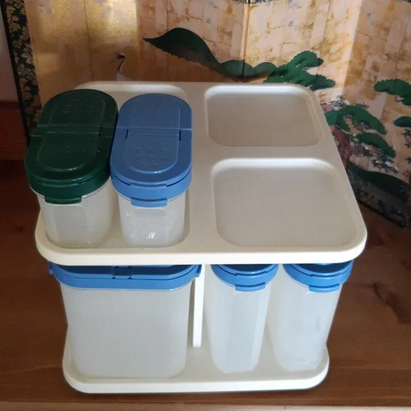Tupperware Spice Containers With Carousel - Picture 2 of 5